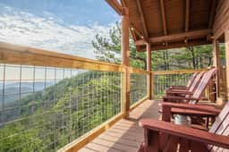 50 MILE VIEW of the Smokies! Sleeps 8 pool hot tub wifi