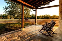The Ranch House for 2 @ TimberRose Ranch hot tub